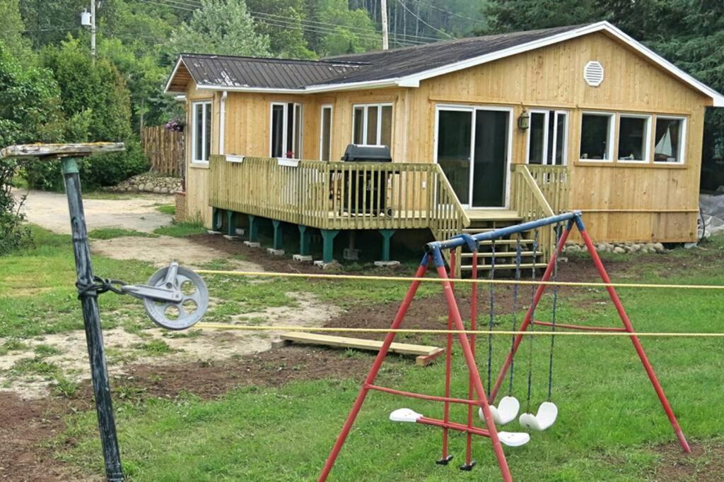 La Maison Du Capitaine Tadoussac Ngoại thất bức ảnh